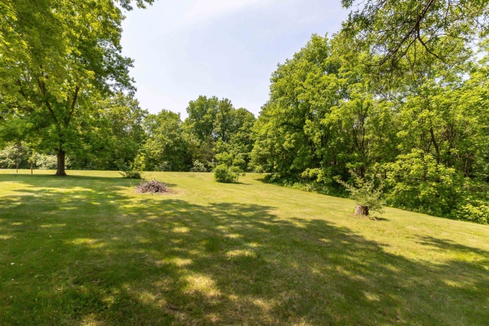 2 Sylvan, GALENA, Illinois 61036, 4 Bedrooms Bedrooms, ,2 BathroomsBathrooms,House,For Sale,Sylvan,202503047