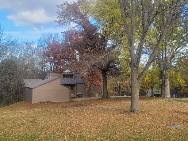 2 Sylvan, GALENA, Illinois 61036, 4 Bedrooms Bedrooms, ,2 BathroomsBathrooms,House,For Sale,Sylvan,202503047