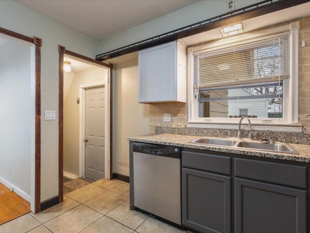 716 PETER, ROCKFORD, Illinois 61108, 3 Bedrooms Bedrooms, ,1 BathroomBathrooms,House,For Sale,PETER,202507425