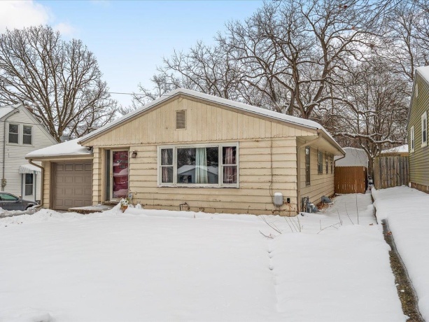 716 PETER, ROCKFORD, Illinois 61108, 3 Bedrooms Bedrooms, ,1 BathroomBathrooms,House,For Sale,PETER,202507425
