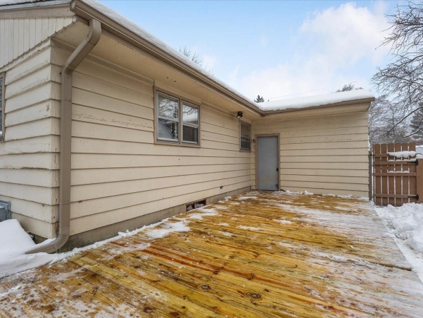 716 PETER, ROCKFORD, Illinois 61108, 3 Bedrooms Bedrooms, ,1 BathroomBathrooms,House,For Sale,PETER,202507425