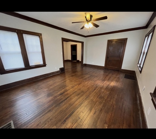 829 Buckbee, ROCKFORD, Illinois 61104, ,3 - 4 Units,For Sale,Buckbee,202506868