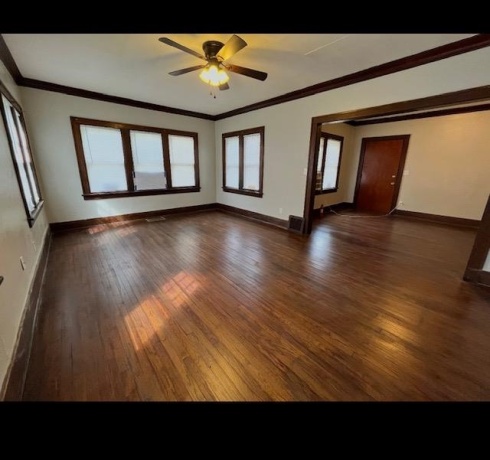 829 Buckbee, ROCKFORD, Illinois 61104, ,3 - 4 Units,For Sale,Buckbee,202506868