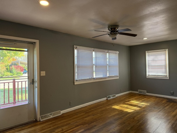 1113 13th, DEKALB, Illinois 60115, 3 Bedrooms Bedrooms, ,1 BathroomBathrooms,House,For Sale,13th,202506704