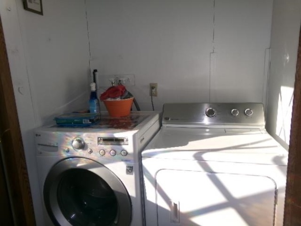 206 Viola Drive, FREEPORT, Illinois 61032, 2 Bedrooms Bedrooms, ,1 BathroomBathrooms,House,For Sale,Viola Drive,202507426