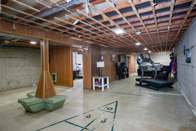 1477 IL Route 75 N, FREEPORT, Illinois 61032, 3 Bedrooms Bedrooms, ,2 BathroomsBathrooms,House,For Sale,IL Route 75 N,202507427