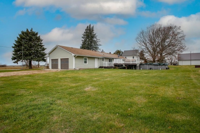 1477 IL Route 75 N, FREEPORT, Illinois 61032, 3 Bedrooms Bedrooms, ,2 BathroomsBathrooms,House,For Sale,IL Route 75 N,202507427