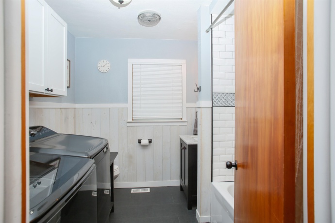 1477 IL Route 75 N, FREEPORT, Illinois 61032, 3 Bedrooms Bedrooms, ,2 BathroomsBathrooms,House,For Sale,IL Route 75 N,202507427