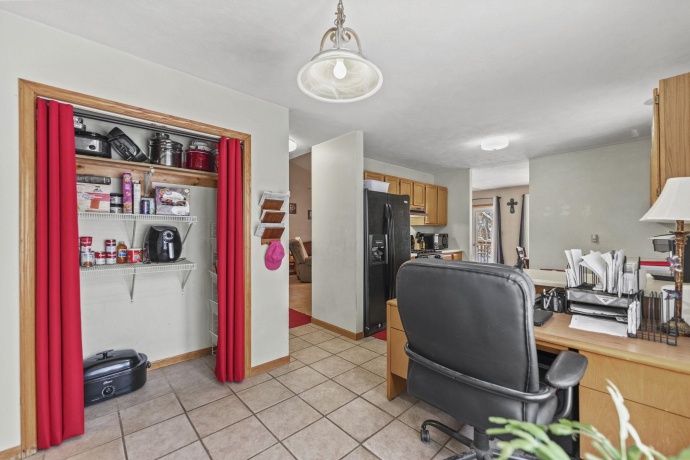 116 LIVERPOOL DR SE, POPLAR GROVE, Illinois 61065, 3 Bedrooms Bedrooms, ,2 BathroomsBathrooms,House,For Sale,LIVERPOOL DR SE,202507428