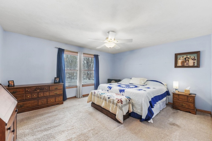 116 LIVERPOOL DR SE, POPLAR GROVE, Illinois 61065, 3 Bedrooms Bedrooms, ,2 BathroomsBathrooms,House,For Sale,LIVERPOOL DR SE,202507428