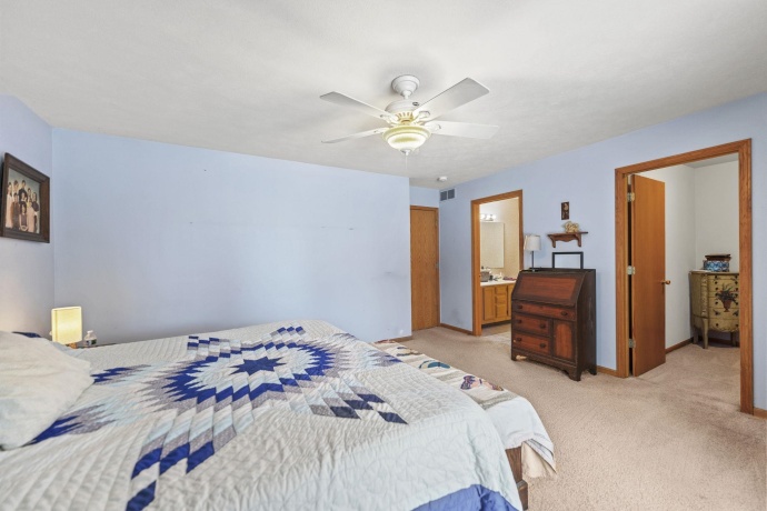 116 LIVERPOOL DR SE, POPLAR GROVE, Illinois 61065, 3 Bedrooms Bedrooms, ,2 BathroomsBathrooms,House,For Sale,LIVERPOOL DR SE,202507428