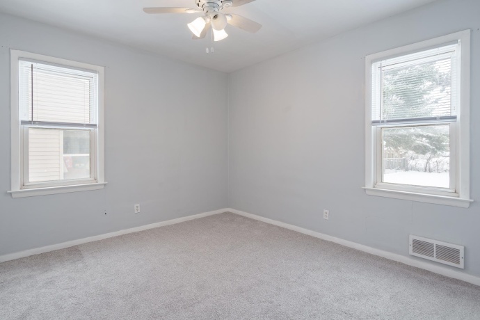 1003 Hosmer, LOVES PARK, Illinois 61111, 2 Bedrooms Bedrooms, ,1 BathroomBathrooms,House,For Sale,Hosmer,202507430