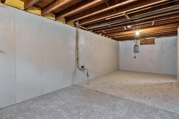 1003 Hosmer, LOVES PARK, Illinois 61111, 2 Bedrooms Bedrooms, ,1 BathroomBathrooms,House,For Sale,Hosmer,202507430