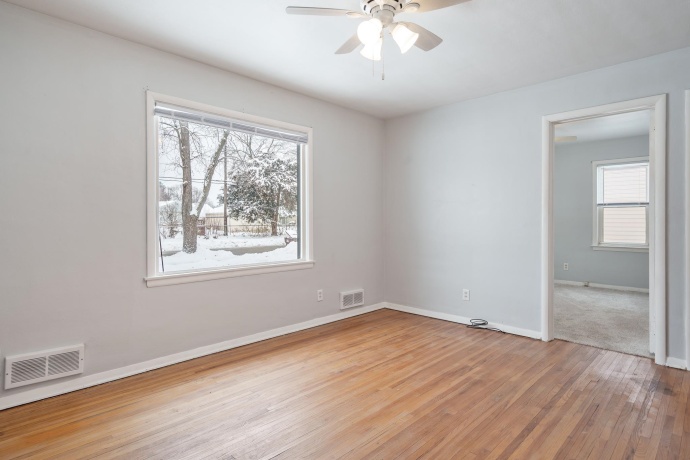 1003 Hosmer, LOVES PARK, Illinois 61111, 2 Bedrooms Bedrooms, ,1 BathroomBathrooms,House,For Sale,Hosmer,202507430