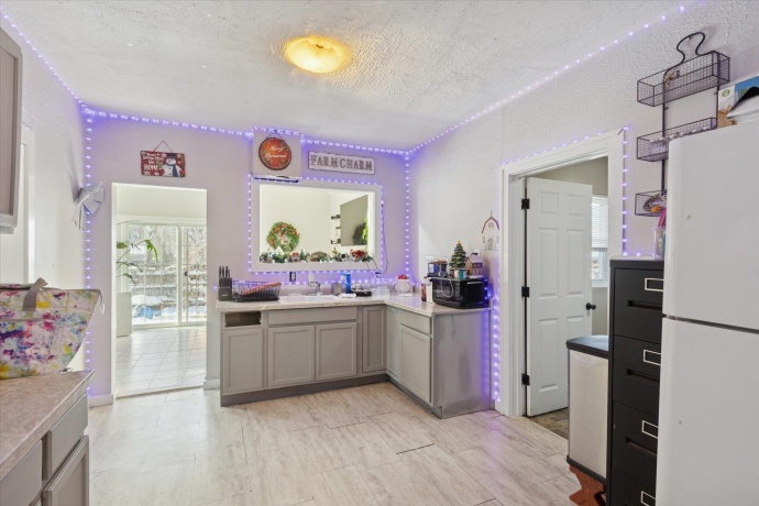 418 Adams, ROCKFORD, Illinois 61107, 3 Bedrooms Bedrooms, ,1 BathroomBathrooms,House,For Sale,Adams,202507432