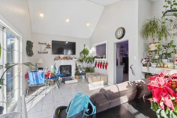 418 Adams, ROCKFORD, Illinois 61107, 3 Bedrooms Bedrooms, ,1 BathroomBathrooms,House,For Sale,Adams,202507432