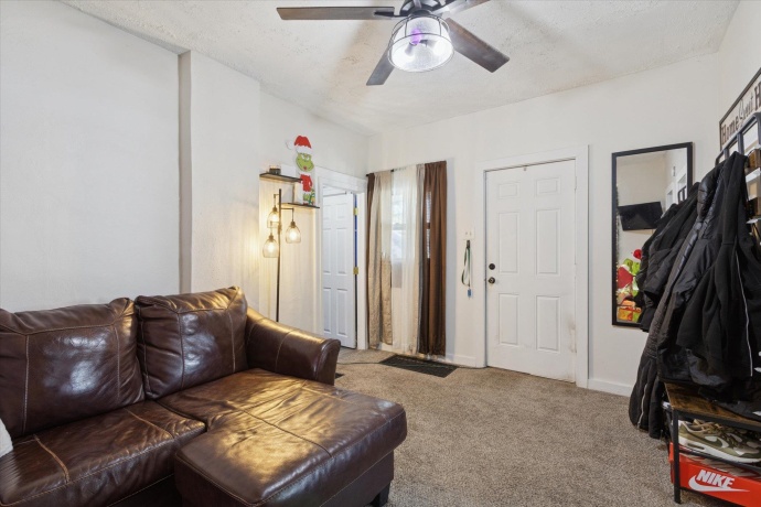 418 Adams, ROCKFORD, Illinois 61107, 3 Bedrooms Bedrooms, ,1 BathroomBathrooms,House,For Sale,Adams,202507432