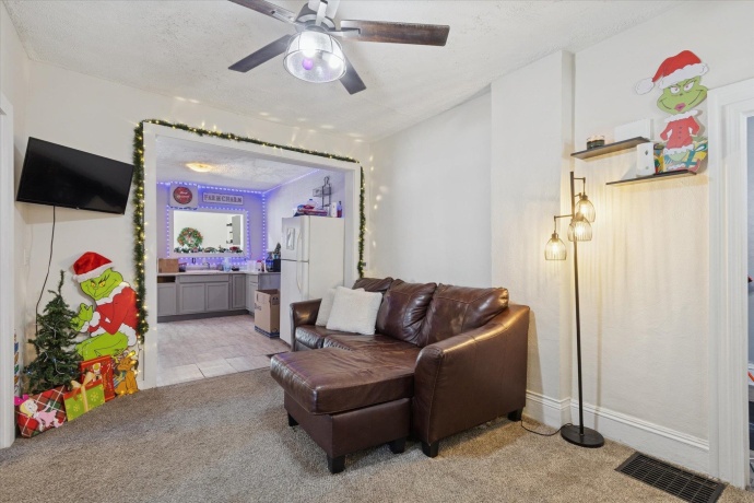 418 Adams, ROCKFORD, Illinois 61107, 3 Bedrooms Bedrooms, ,1 BathroomBathrooms,House,For Sale,Adams,202507432