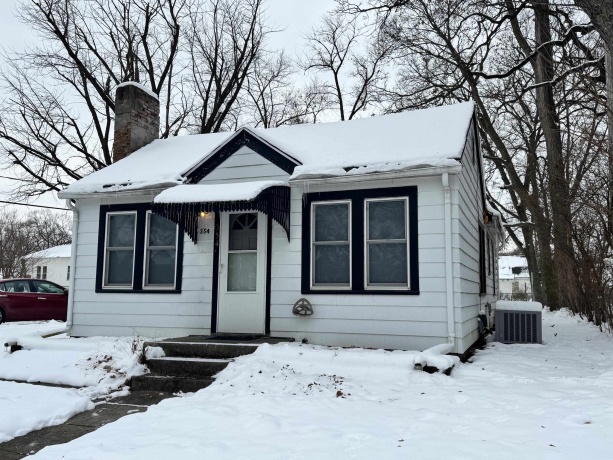 354 Fair Oaks, SOUTH BELOIT, Illinois 61080, 2 Bedrooms Bedrooms, ,1 BathroomBathrooms,House,For Sale,Fair Oaks,202507437