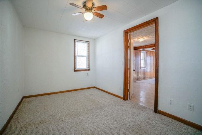 1014 Center, SOUTH BELOIT, Illinois 61080, 1 Bedroom Bedrooms, ,1 BathroomBathrooms,House,For Sale,Center,202507438