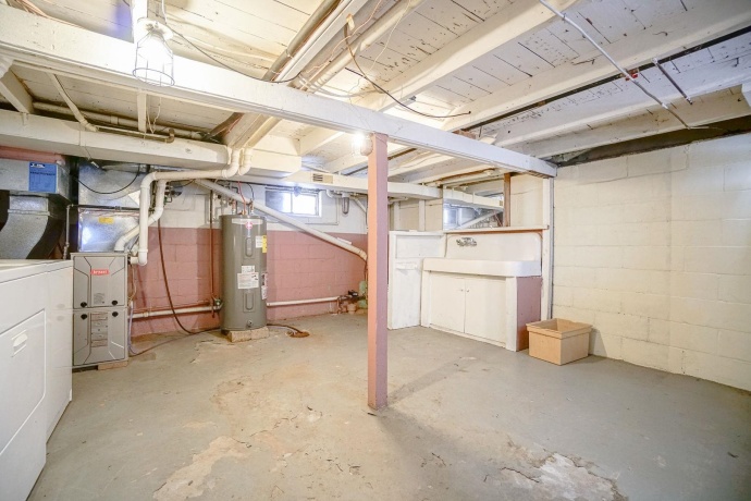 1014 Center, SOUTH BELOIT, Illinois 61080, 1 Bedroom Bedrooms, ,1 BathroomBathrooms,House,For Sale,Center,202507438