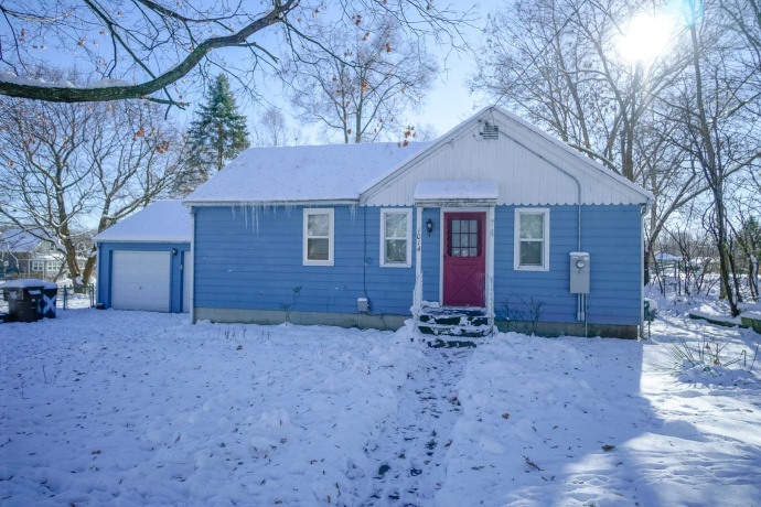 1014 Center, SOUTH BELOIT, Illinois 61080, 1 Bedroom Bedrooms, ,1 BathroomBathrooms,House,For Sale,Center,202507438