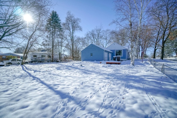 1014 Center, SOUTH BELOIT, Illinois 61080, 1 Bedroom Bedrooms, ,1 BathroomBathrooms,House,For Sale,Center,202507438