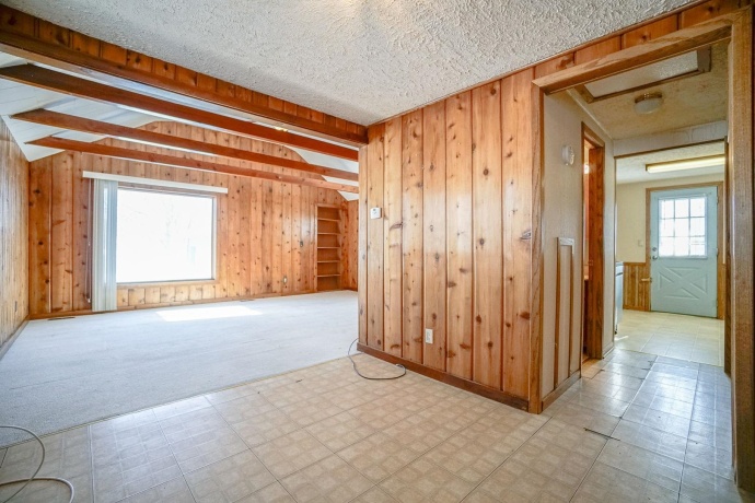 1014 Center, SOUTH BELOIT, Illinois 61080, 1 Bedroom Bedrooms, ,1 BathroomBathrooms,House,For Sale,Center,202507438