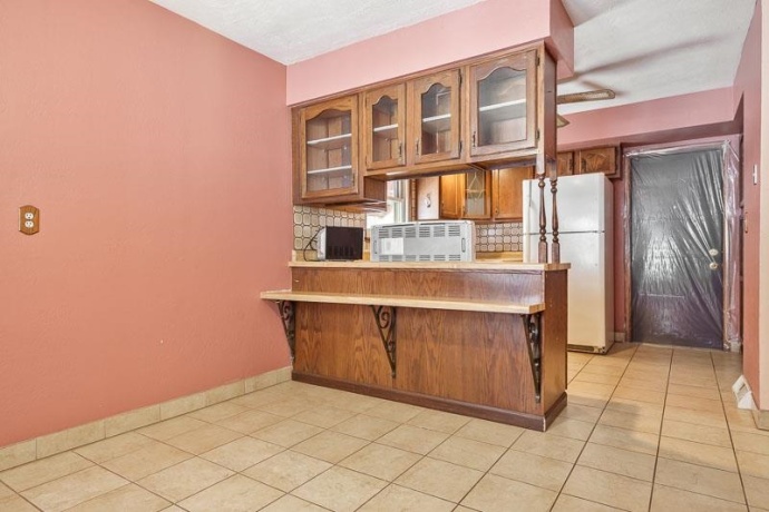 1721 Nixon, ROCKFORD, Illinois 61108, 4 Bedrooms Bedrooms, ,1 BathroomBathrooms,House,For Sale,Nixon,202507440