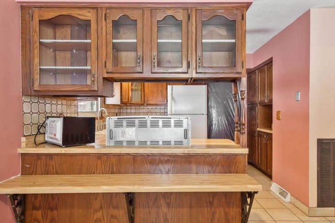 1721 Nixon, ROCKFORD, Illinois 61108, 4 Bedrooms Bedrooms, ,1 BathroomBathrooms,House,For Sale,Nixon,202507440