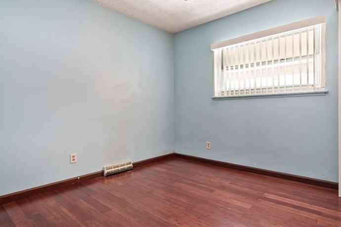 1721 Nixon, ROCKFORD, Illinois 61108, 4 Bedrooms Bedrooms, ,1 BathroomBathrooms,House,For Sale,Nixon,202507440