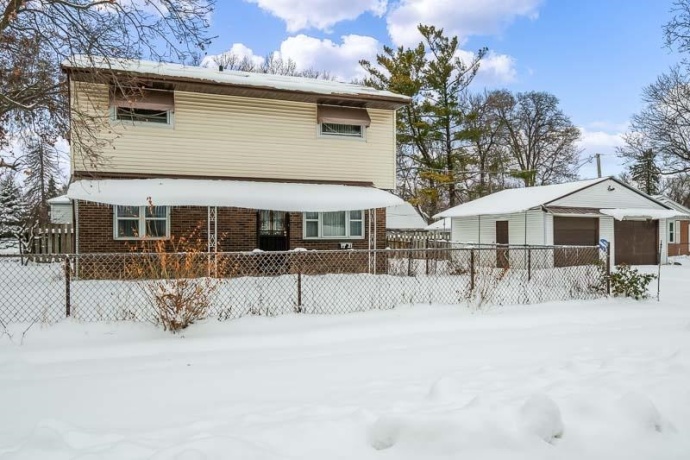 1721 Nixon, ROCKFORD, Illinois 61108, 4 Bedrooms Bedrooms, ,1 BathroomBathrooms,House,For Sale,Nixon,202507440