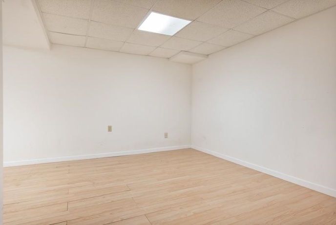 1721 Nixon, ROCKFORD, Illinois 61108, 4 Bedrooms Bedrooms, ,1 BathroomBathrooms,House,For Sale,Nixon,202507440