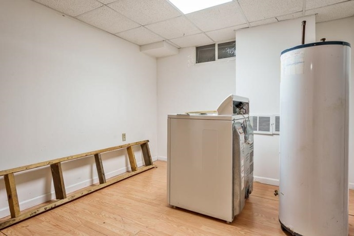 1721 Nixon, ROCKFORD, Illinois 61108, 4 Bedrooms Bedrooms, ,1 BathroomBathrooms,House,For Sale,Nixon,202507440