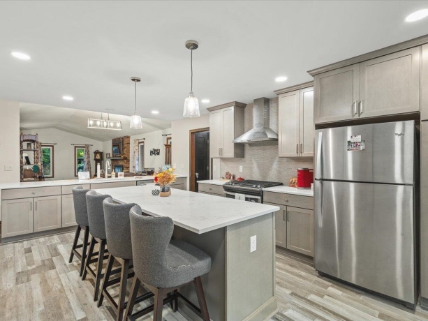 7604 Larwinn, ROCKFORD, Illinois 61107, 3 Bedrooms Bedrooms, ,2 BathroomsBathrooms,House,For Sale,Larwinn,202507443