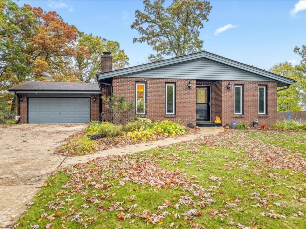 7604 Larwinn, ROCKFORD, Illinois 61107, 3 Bedrooms Bedrooms, ,2 BathroomsBathrooms,House,For Sale,Larwinn,202507443