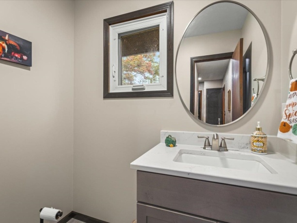 7604 Larwinn, ROCKFORD, Illinois 61107, 3 Bedrooms Bedrooms, ,2 BathroomsBathrooms,House,For Sale,Larwinn,202507443