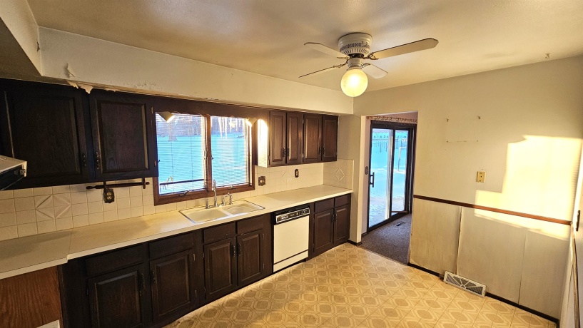 4413 Box Elder, ROCKFORD, Illinois 61109, 3 Bedrooms Bedrooms, ,1 BathroomBathrooms,House,For Sale,Box Elder,202507444