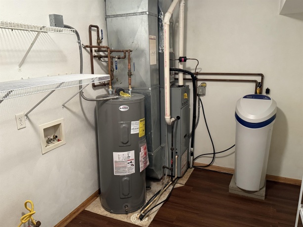 8644 Victory, MACHESNEY PARK, Illinois 61115, 2 Bedrooms Bedrooms, ,2 BathroomsBathrooms,Condominium,For Sale,Victory,202507447