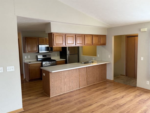 8644 Victory, MACHESNEY PARK, Illinois 61115, 2 Bedrooms Bedrooms, ,2 BathroomsBathrooms,Condominium,For Sale,Victory,202507447