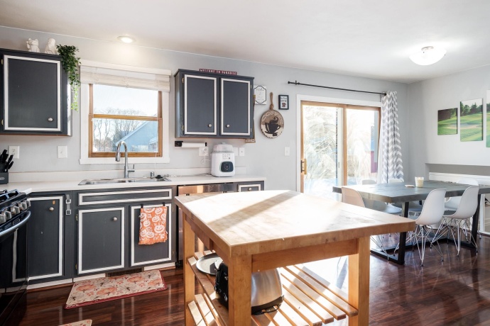 5784 Longest, SOUTH BELOIT, Illinois 61080, 4 Bedrooms Bedrooms, ,2 BathroomsBathrooms,House,For Sale,Longest,202507448