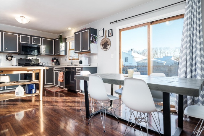 5784 Longest, SOUTH BELOIT, Illinois 61080, 4 Bedrooms Bedrooms, ,2 BathroomsBathrooms,House,For Sale,Longest,202507448