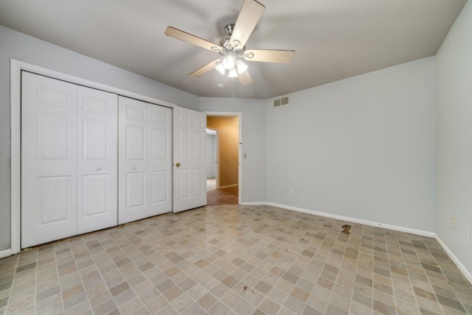 9235 Segunda, MACHESNEY PARK, Illinois 61115, 4 Bedrooms Bedrooms, ,2 BathroomsBathrooms,House,For Sale,Segunda,202507449