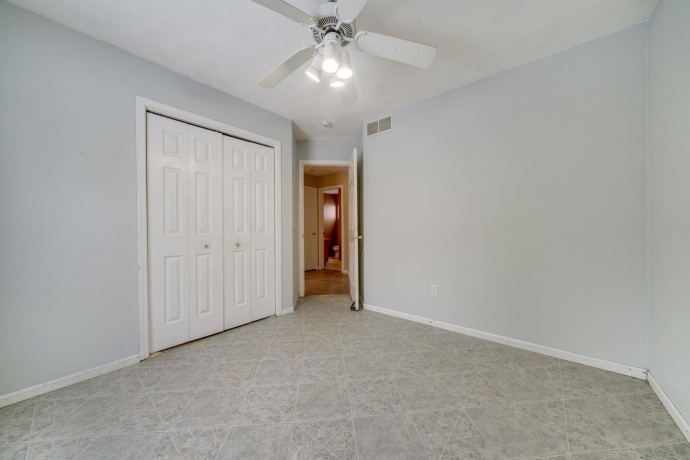 9235 Segunda, MACHESNEY PARK, Illinois 61115, 4 Bedrooms Bedrooms, ,2 BathroomsBathrooms,House,For Sale,Segunda,202507449