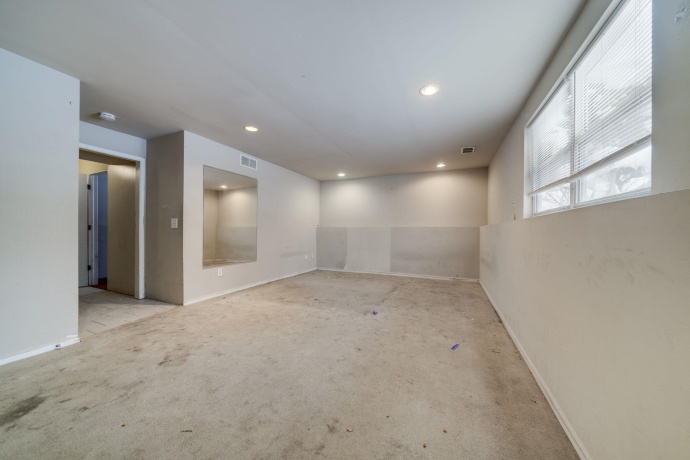 9235 Segunda, MACHESNEY PARK, Illinois 61115, 4 Bedrooms Bedrooms, ,2 BathroomsBathrooms,House,For Sale,Segunda,202507449