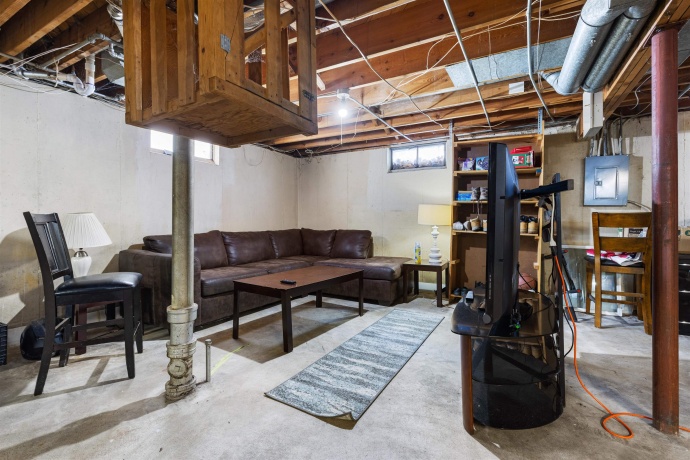 2316 Cornell, ROCKFORD, Illinois 61108, 3 Bedrooms Bedrooms, ,1 BathroomBathrooms,House,For Sale,Cornell,202507450