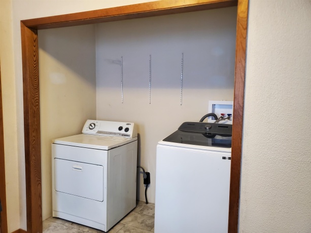 803 Illinois, FREEPORT, Illinois 61032, 3 Bedrooms Bedrooms, ,1 BathroomBathrooms,House,For Sale,Illinois,202507190