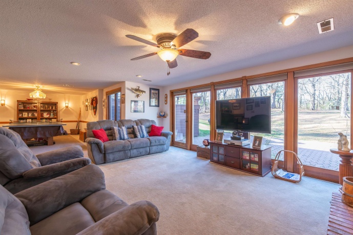 684 Sioux, FREEPORT, Illinois 61032, 4 Bedrooms Bedrooms, ,3 BathroomsBathrooms,House,For Sale,Sioux,202507451