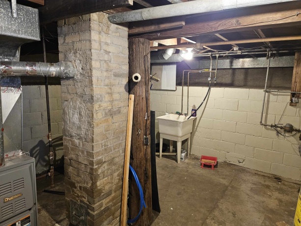 3129 Lapey, ROCKFORD, Illinois 61109, 2 Bedrooms Bedrooms, ,1 BathroomBathrooms,House,For Sale,Lapey,202507452