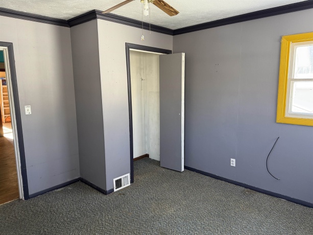 816 Pleasant, FREEPORT, Illinois 61032, 3 Bedrooms Bedrooms, ,1 BathroomBathrooms,House,For Sale,Pleasant,202507453